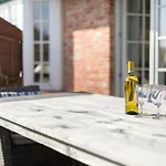 Haus Am App Beachfront شقة *